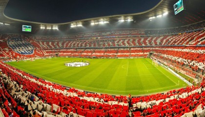 开云综合服务-“青少年足球训练营新体系全面启用，激发足球梦想”，青少年足球培训班